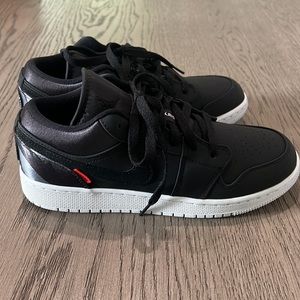 Nike Paris Saint-Germain x Air Jordan low black